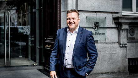 Paul Van Miert aan het Vlaams parlement
